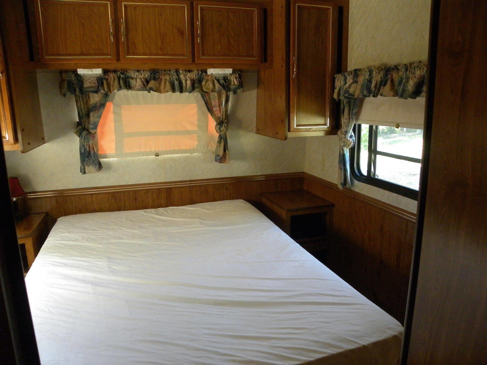 Countryside Campground Apartment Mogadore Exterior foto